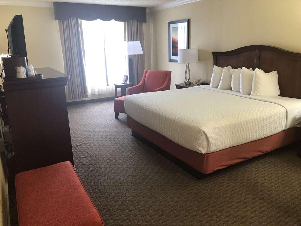 Best Western Plus Burlington Habitación foto