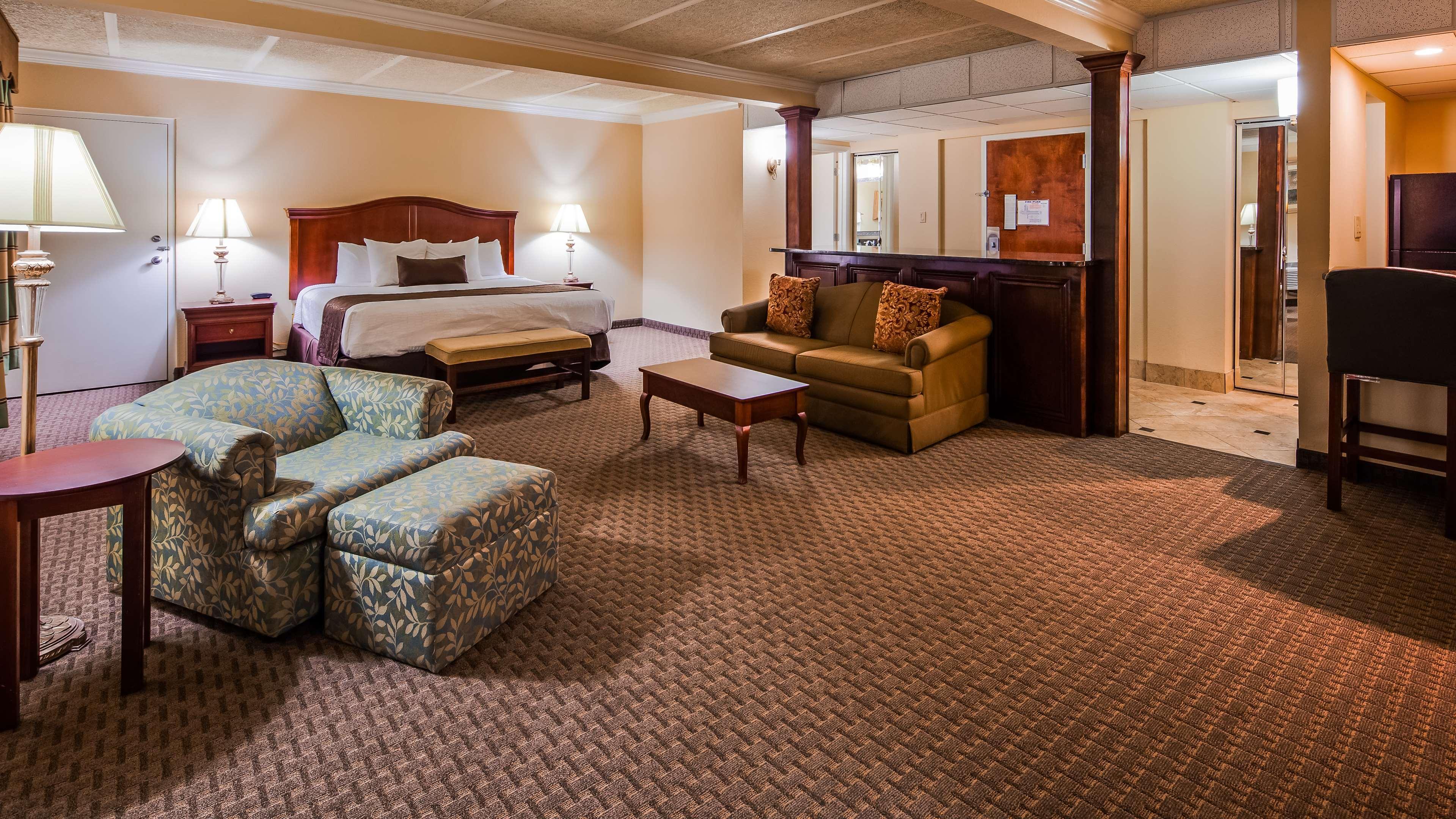 Best Western Plus Burlington Exterior foto
