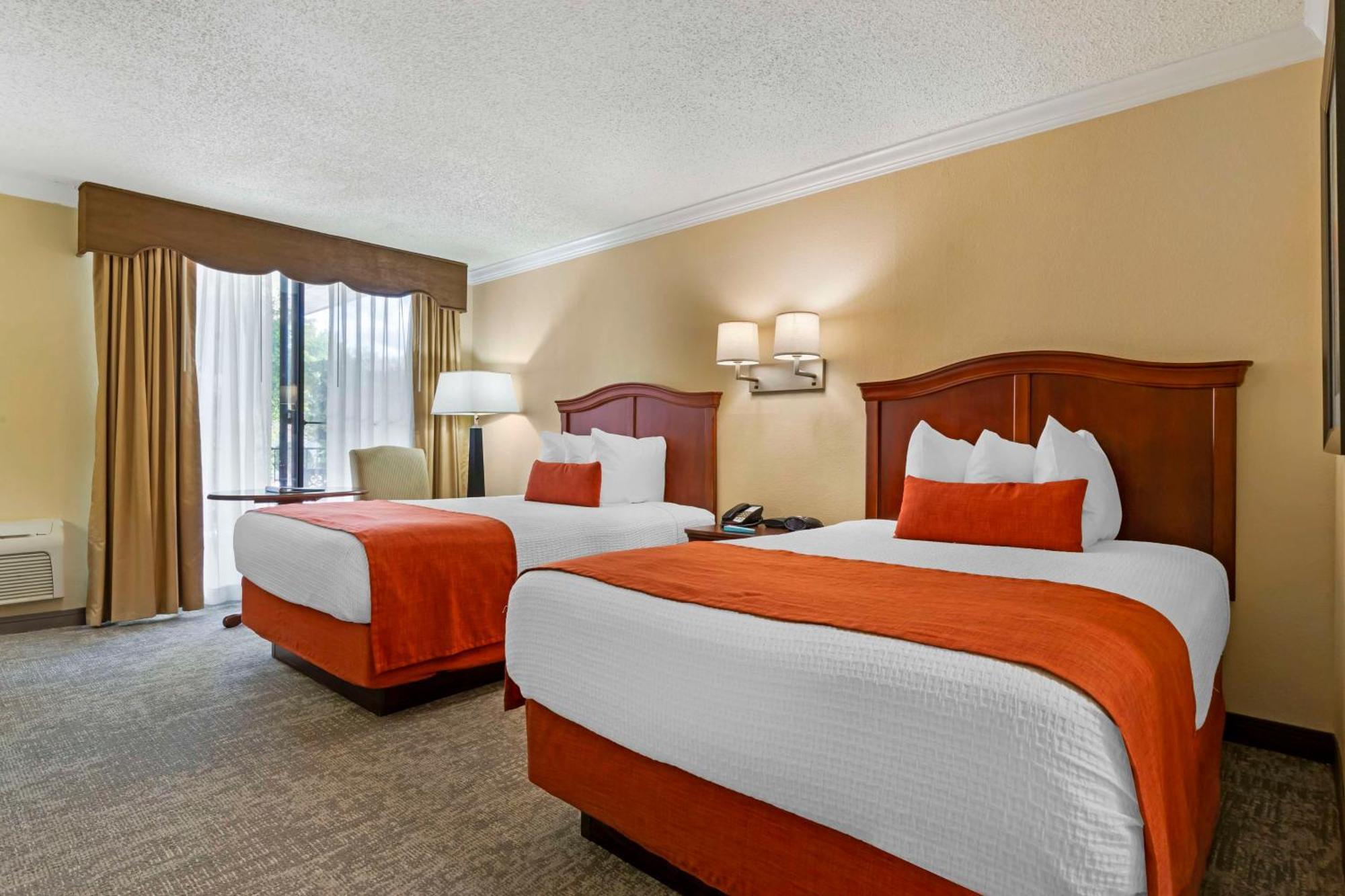 Best Western Plus Burlington Exterior foto