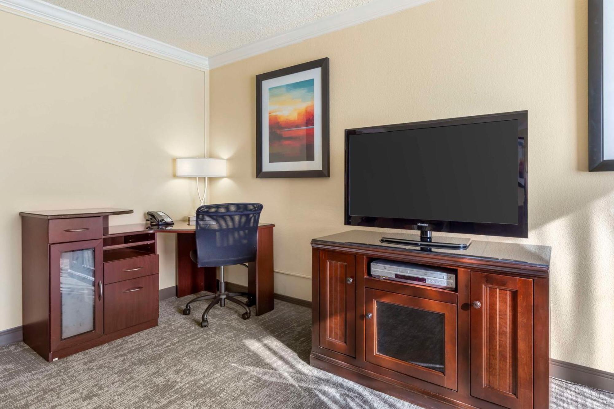 Best Western Plus Burlington Exterior foto