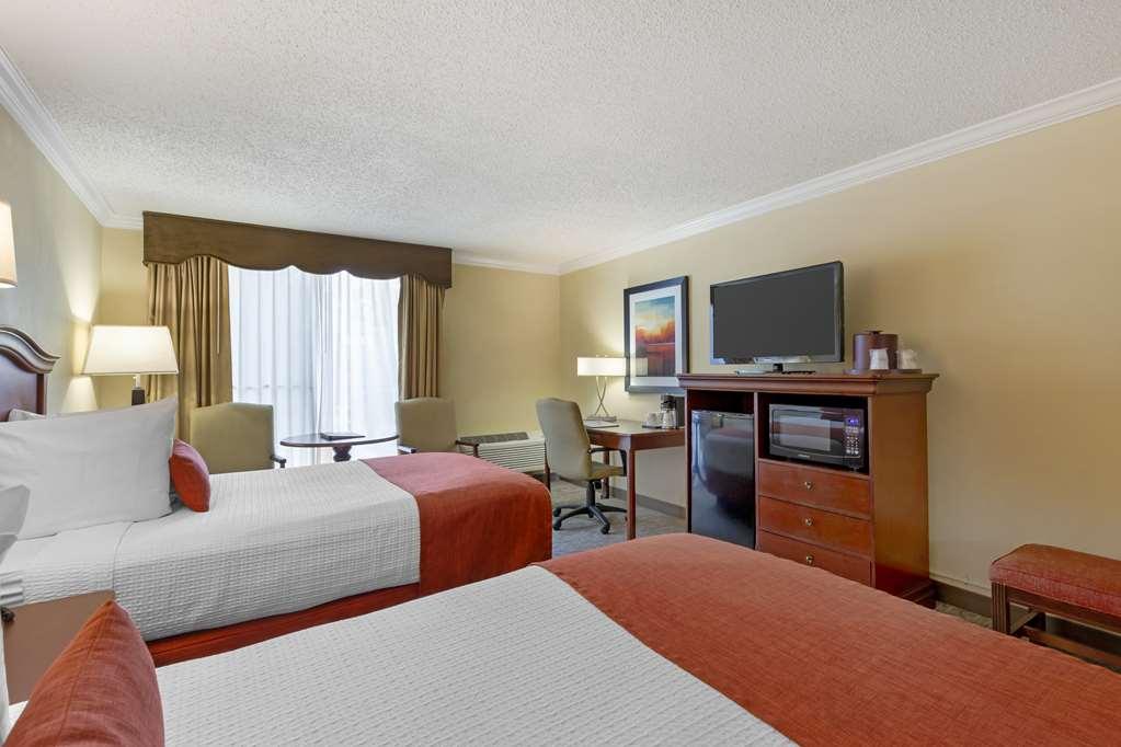 Best Western Plus Burlington Habitación foto