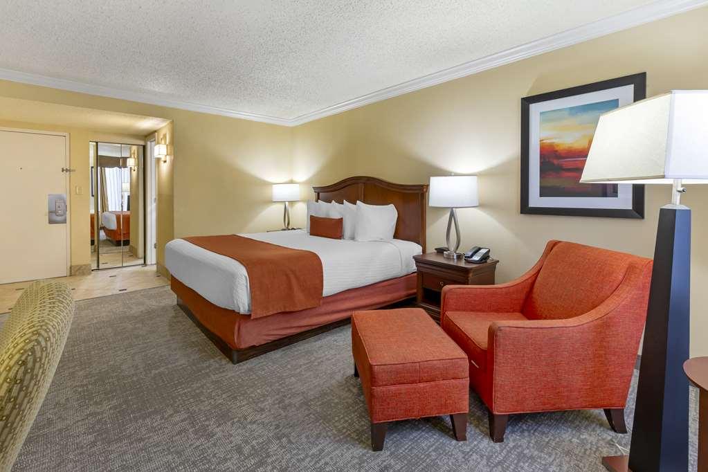 Best Western Plus Burlington Habitación foto