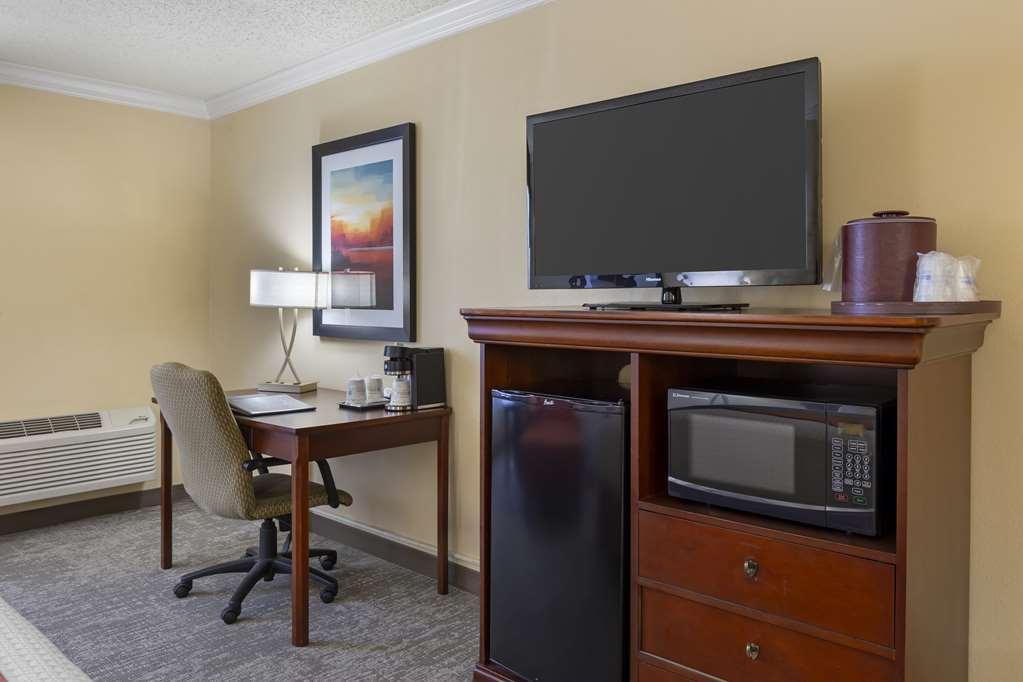 Best Western Plus Burlington Habitación foto